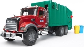 Мусоровоз Mack Granite, Bruder, М1:16, с 2-мя мусорными контейнерами, арт. 02812