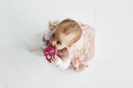 Іграшка-гризун MATCHSTICK MONKEY Маленька Мавпа, що танцює (колір червоний, 10 см)