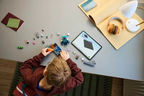 Конструктор Зустріч зі Стражем, Lego (15480) / Конструктори № 3