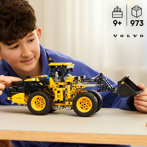 Construction set Volvo L120 Electric Wheel Loader, Lego (16326) / Constructors № 5