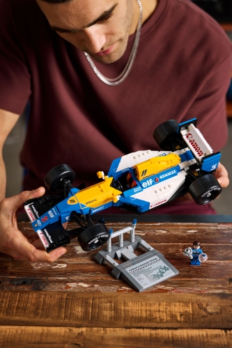 Конструктор Williams Racing FW14B и Найджел Мэнселл, Lego (15862) / Конструкторы № 8