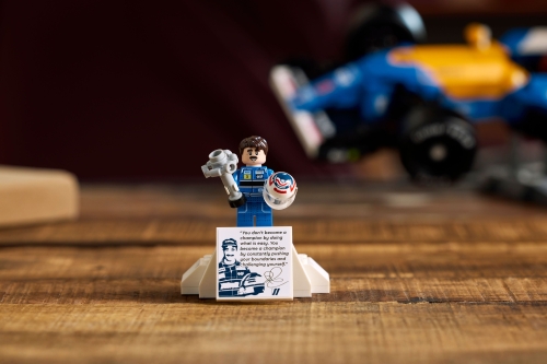 Конструктор Williams Racing FW14B и Найджел Мэнселл, Lego (15862) / Конструкторы № 10
