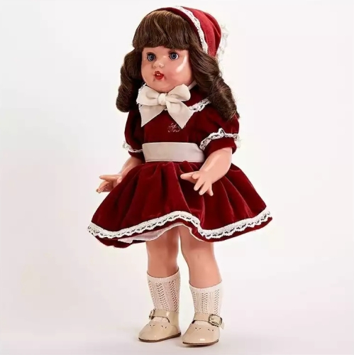 Doll in a red dress, Mariquita Perez (05563) / Dolls