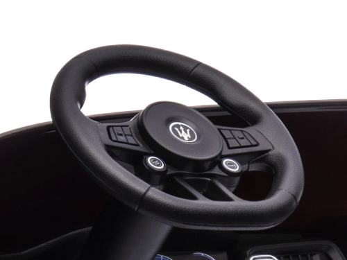 Детский электрический игрушечный автомобиль Maserati MC20 двухместный белый, ROLLZONE (53830) / Электромобили № 7 Kids Republic Детский электрический игрушечный автомобиль Maserati MC20 двухместный белый, ROLLZONE (53830) / Электромобили № 7