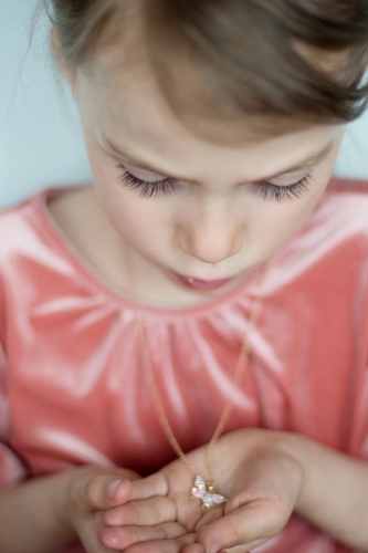 Ожерелье Бабочка, Great Pretenders (90401) / Товары для праздника № 3 Kids Republic Ожерелье Бабочка, Great Pretenders (90401) / Товары для праздника № 3