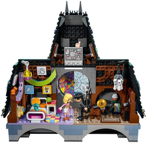 LEGO Builder Wednesday and Enids Room (76781) / Constructors Kids Republic LEGO Builder Wednesday and Enids Room (76781) / Constructors