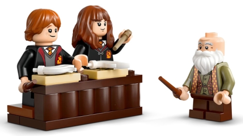 LEGO Hogwarts™ Castle: A Lesson in Charms (76442) / Constructors № 3 Kids Republic LEGO Hogwarts™ Castle: A Lesson in Charms (76442) / Constructors № 3