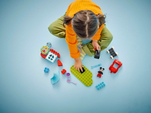 LEGO Mickey Mouse: Clubhouse and Car (10454) / Constructors № 3 Kids Republic LEGO Mickey Mouse: Clubhouse and Car (10454) / Constructors № 3