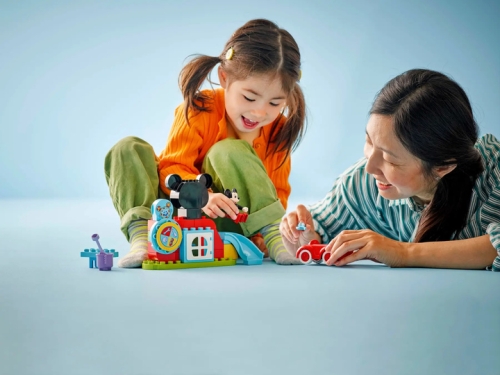 LEGO Mickey Mouse: Clubhouse and Car (10454) / Constructors № 4 Kids Republic LEGO Mickey Mouse: Clubhouse and Car (10454) / Constructors № 4