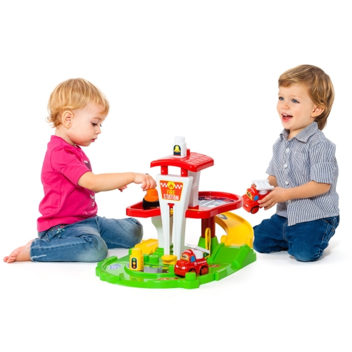 Іграшковий набір Пожежна станція з блоками, 10шт і 1 машинка Molto (94647) / Ігрові набори № 2 Kids Republic Іграшковий набір Пожежна станція з блоками, 10шт і 1 машинка Molto (94647) / Ігрові набори № 2
