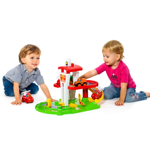 Іграшковий набір Пожежна станція з блоками, 10шт і 1 машинка Molto (94647) / Ігрові набори № 10 Kids Republic Іграшковий набір Пожежна станція з блоками, 10шт і 1 машинка Molto (94647) / Ігрові набори № 10