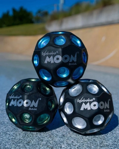 Dark Side of Moon ball black and green, Waboba (52971) / Play Balls № 2 Kids Republic Dark Side of Moon ball black and green, Waboba (52971) / Play Balls № 2