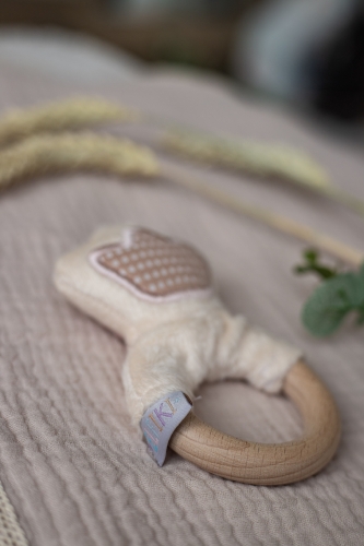 Toy - rattle with a wooden rodent crown, ELFIKI (05521) / Rattles № 3 Kids Republic Toy - rattle with a wooden rodent crown, ELFIKI (05521) / Rattles № 3