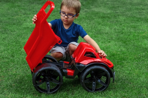 Игрушка Maximus самосвал красный (40009) / Игрушечный транспорт № 2 Kids Republic Игрушка Maximus самосвал красный (40009) / Игрушечный транспорт № 2