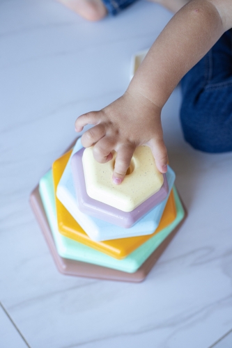 ECO Игрушка развивающая Пирамидка, ELFIKI (99192) / Сортеры и пирамидки № 7 Kids Republic ECO Игрушка развивающая Пирамидка, ELFIKI (99192) / Сортеры и пирамидки № 7