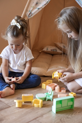 A set of furniture for dolls (bedroom) 7 el., ELFIKI (97907) / Doll House Furniture № 3 Kids Republic A set of furniture for dolls (bedroom) 7 el., ELFIKI (97907) / Doll House Furniture № 3