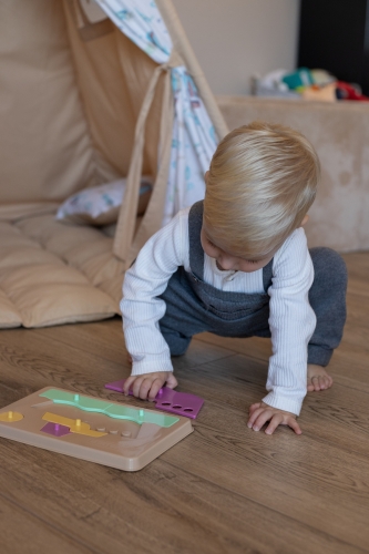 Toy Baby Puzzles, ELFIKI (97303) / Puzzle № 8 Kids Republic Toy Baby Puzzles, ELFIKI (97303) / Puzzle № 8