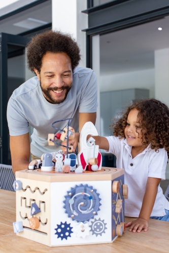 Бізікуб 7 в 1, EverEarth (35220) / Бізіборди та будиночки № 8