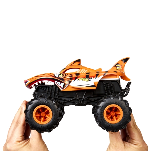 Збільшена машинка-позашляховик 1:24 на радіокеруванні «Тигроакула» HOT WHEELS® Monster Trucks, Mattel (49742) / Іграшковий транспорт № 3 Kids Republic Збільшена машинка-позашляховик 1:24 на радіокеруванні «Тигроакула» HOT WHEELS® Monster Trucks, Mattel (49742) / Іграшковий транспорт № 3