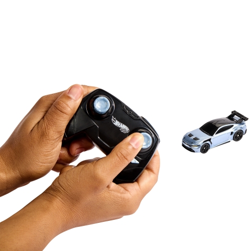 Машинка 1:64 на радиоуправлении Ford Mustang GTD HOT WHEELS®, Mattel (60126) / Игрушечный транспорт № 2 Kids Republic Машинка 1:64 на радиоуправлении Ford Mustang GTD HOT WHEELS®, Mattel (60126) / Игрушечный транспорт № 2