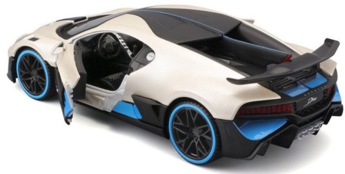 Машинка іграшкова Bugatti Divo, масштаб 124, Maisto (70290) / Іграшки № 6 Kids Republic Машинка іграшкова Bugatti Divo, масштаб 124, Maisto (70290) / Іграшки № 6