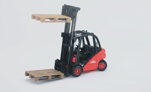 Набір іграшковий. Навантажувач вилковий Linde H30D з 2 палетами, Bruder (25113) / Іграшки № 4 Kids Republic Набір іграшковий. Навантажувач вилковий Linde H30D з 2 палетами, Bruder (25113) / Іграшки № 4