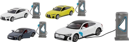 BMW i4 M50, Audi RS e-tron GT model car kit with sound and light 1:36, 13.5cm, Goki (23310) / Toy Transport № 2 Kids Republic BMW i4 M50, Audi RS e-tron GT model car kit with sound and light 1:36, 13.5cm, Goki (23310) / Toy Transport № 2