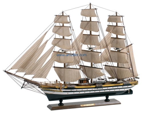 Модель декоративна Корабель Амеріго Веспуччі 86,00 x 61,00 x 14,00см, Artesania Latina (17178) / Декор в дитячу Kids Republic Модель декоративна Корабель Амеріго Веспуччі 86,00 x 61,00 x 14,00см, Artesania Latina (17178) / Декор в дитячу