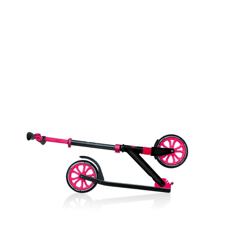 Scooter GLOBBER NL205 series black and red, up to 100 kg, 8+ (684-102-2) / Balance Bikes № 4 Kids Republic Scooter GLOBBER NL205 series black and red, up to 100 kg, 8+ (684-102-2) / Balance Bikes № 4