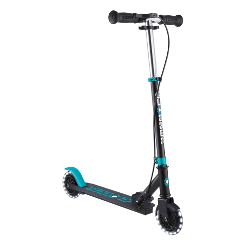 GLOBBER scooter of the FLOW ELEMENT JUNIOR LIGHTS series, black-turquoise, wheels with lights. 50 kg 3+ (729-105) / Balance Bikes № 5 Kids Republic GLOBBER scooter of the FLOW ELEMENT JUNIOR LIGHTS series, black-turquoise, wheels with lights. 50 kg 3+ (729-105) / Balance Bikes № 5