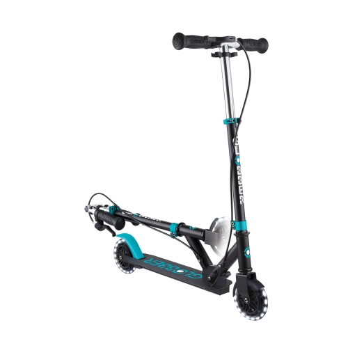 GLOBBER scooter of the FLOW ELEMENT JUNIOR LIGHTS series, black-turquoise, wheels with lights. 50 kg 3+ (729-105) / Balance Bikes № 6 Kids Republic GLOBBER scooter of the FLOW ELEMENT JUNIOR LIGHTS series, black-turquoise, wheels with lights. 50 kg 3+ (729-105) / Balance Bikes № 6