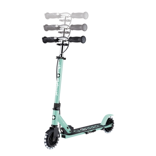 GLOBBER scooter of the FLOW ELEMENT JUNIOR LIGHTS series, mint, wheels with lights. 50 kg 3+ (729-206) / Balance Bikes № 4 Kids Republic GLOBBER scooter of the FLOW ELEMENT JUNIOR LIGHTS series, mint, wheels with lights. 50 kg 3+ (729-206) / Balance Bikes № 4