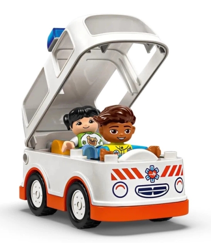 Конструктор LEGO Скорая помощь и водитель (10447) / Конструкторы № 4