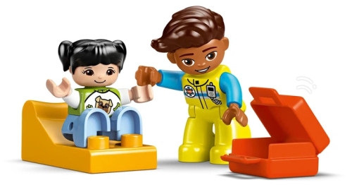 Конструктор LEGO Скорая помощь и водитель (10447) / Конструкторы № 5