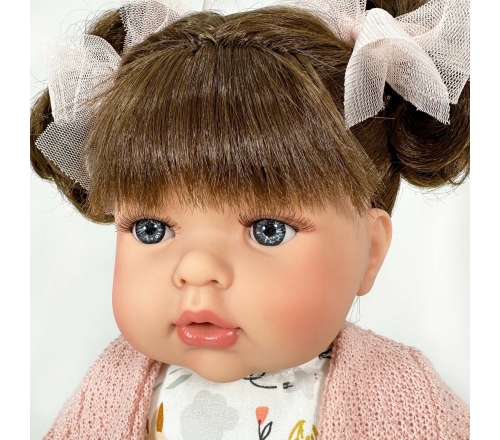 Лялька Тіта, серія Spring, з темним волоссям, 45см, Nines d`Onil (61302) / Ляльки № 3 Kids Republic Лялька Тіта, серія Spring, з темним волоссям, 45см, Nines d`Onil (61302) / Ляльки № 3