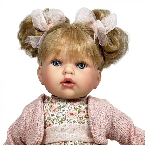 Лялька Тіта, серія Spring, зі світлим волоссям, 45см, Nines d`Onil (61401) / Ляльки № 3 Kids Republic Лялька Тіта, серія Spring, зі світлим волоссям, 45см, Nines d`Onil (61401) / Ляльки № 3