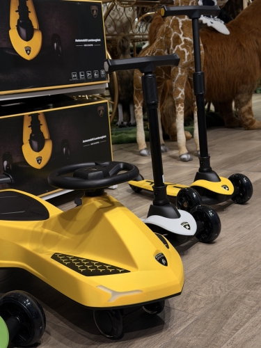 Толокар LAMBORGHINI жовтий (11742) / Толокари і каталки № 7 Kids Republic Толокар LAMBORGHINI жовтий (11742) / Толокари і каталки № 7