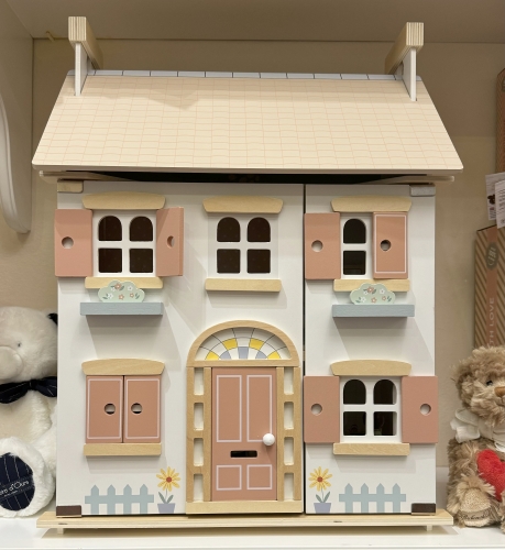 Dollhouse with furniture New Classic Toys (07307) / Doll House № 3 Kids Republic Dollhouse with furniture New Classic Toys (07307) / Doll House № 3