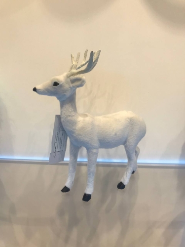 Декоративний Олень Новорічний, що стоїть 26см білий в асортименті, Koopman (33384) / Новорічний декор № 3