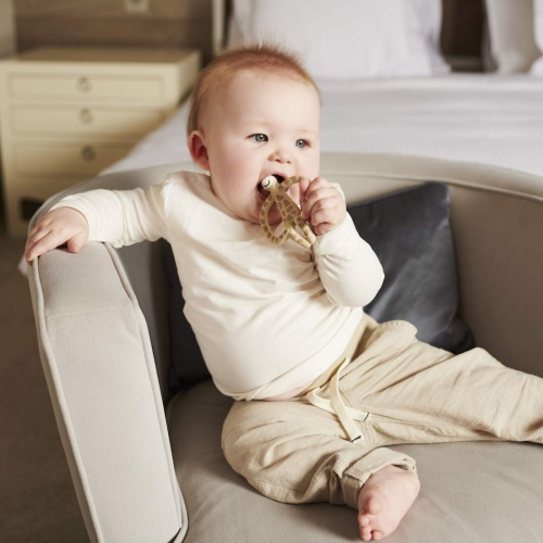 Игрушка-грызун MATCHSTICK MONKEY Жираф (цвет коричневый, 11 см) / Прорезыватели № 11 Kids Republic Игрушка-грызун MATCHSTICK MONKEY Жираф (цвет коричневый, 11 см) / Прорезыватели № 11