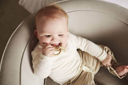 Игрушка-грызун MATCHSTICK MONKEY Жираф (цвет коричневый, 11 см) / Прорезыватели № 10 Kids Republic Игрушка-грызун MATCHSTICK MONKEY Жираф (цвет коричневый, 11 см) / Прорезыватели № 10