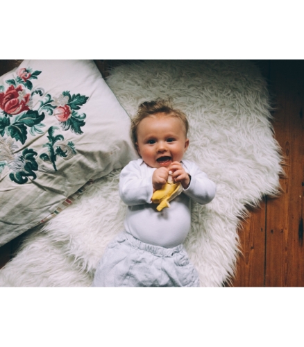 Игрушка-прорезыватель БАНАН АНА, Oli&Carol (28708) / Sandbox № 6